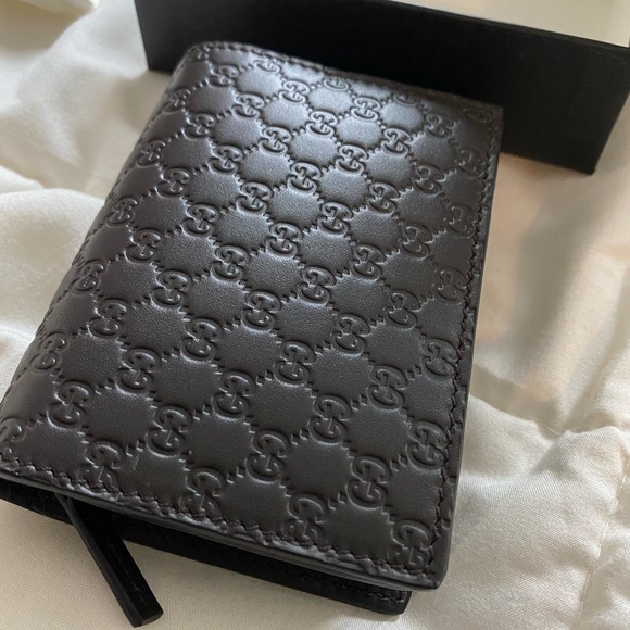 Gucci Other - Men’s Gucci Card Case Zip Wallet - Authentic - NWT